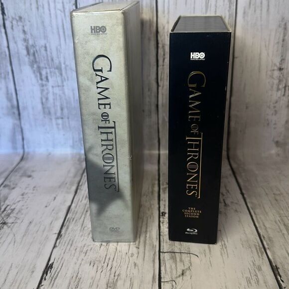GAME OF THRONES - The Complete Third 3 and 2 Second Season Slipcover DVD Blu Ray - Picture 2 of 13